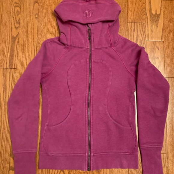 lululemon athletica Tops - Lululemon Scuba Hoodie, size 4.